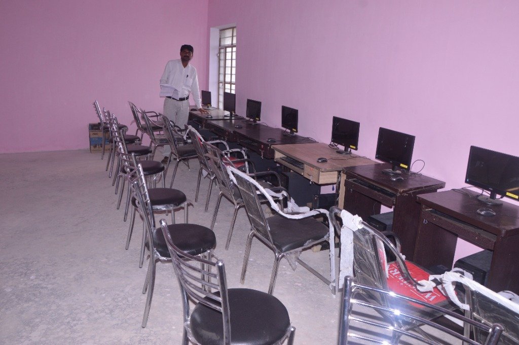 Computer Lab Workstations